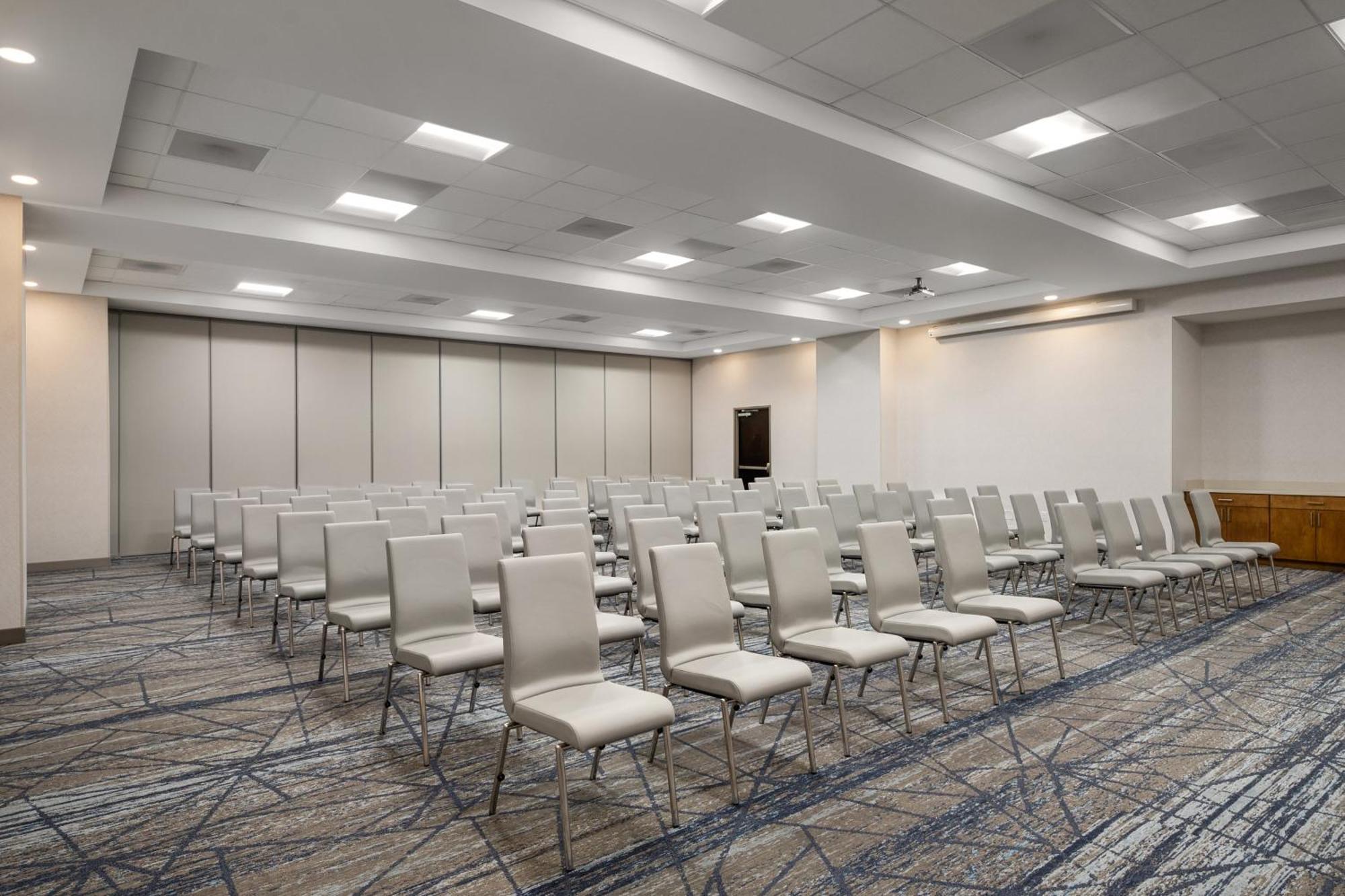 Holiday Inn Express Richmond By Ihg Dış mekan fotoğraf