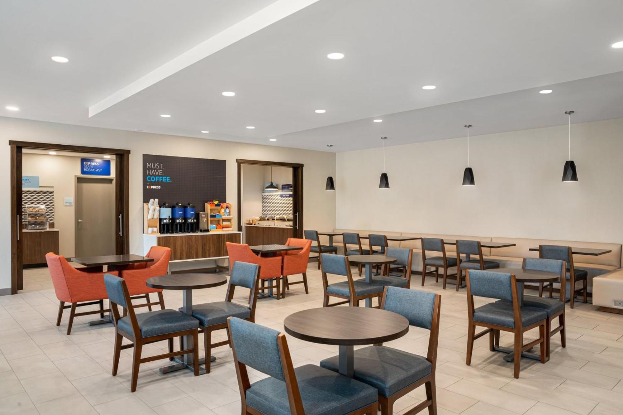 Holiday Inn Express Richmond By Ihg Dış mekan fotoğraf