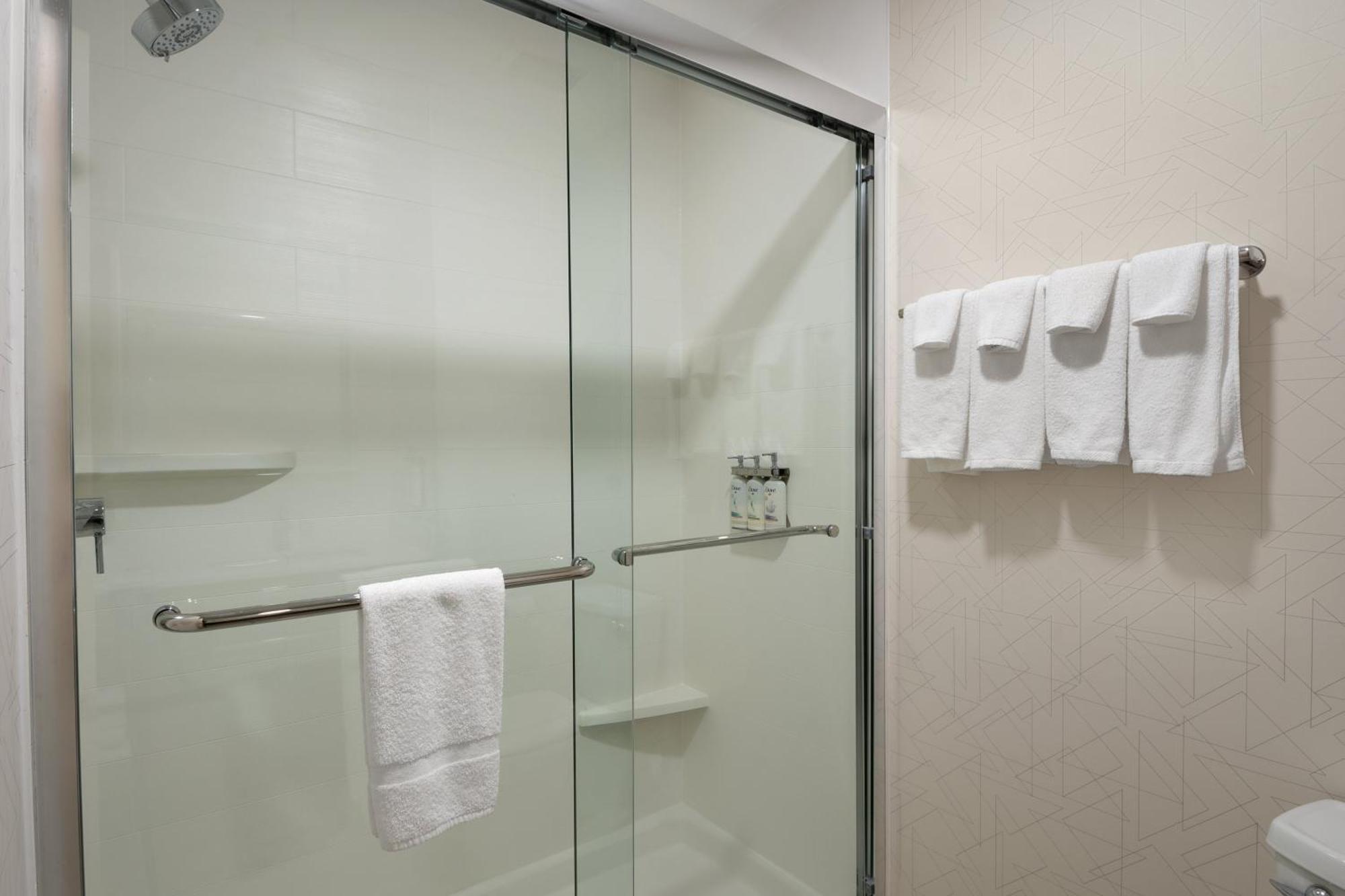Holiday Inn Express Richmond By Ihg Dış mekan fotoğraf